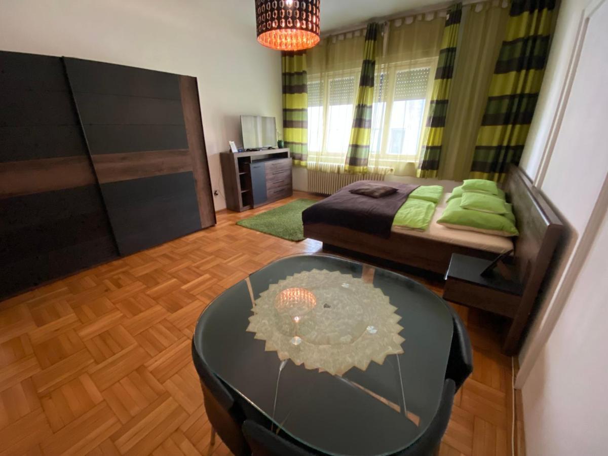 Come & Stay Apartments And Rooms City Center Budapest Luaran gambar