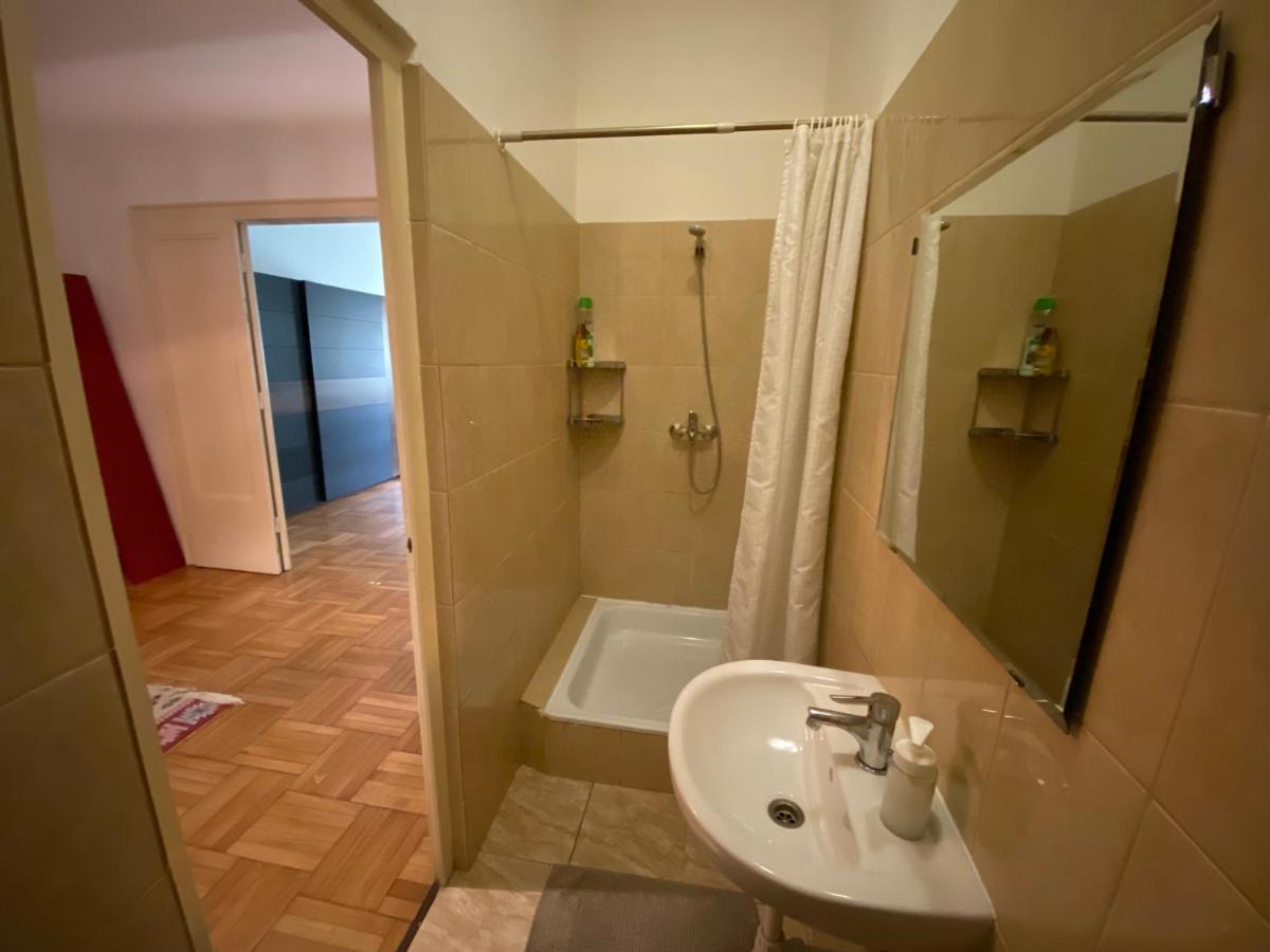 Come & Stay Apartments And Rooms City Center Budapest Luaran gambar