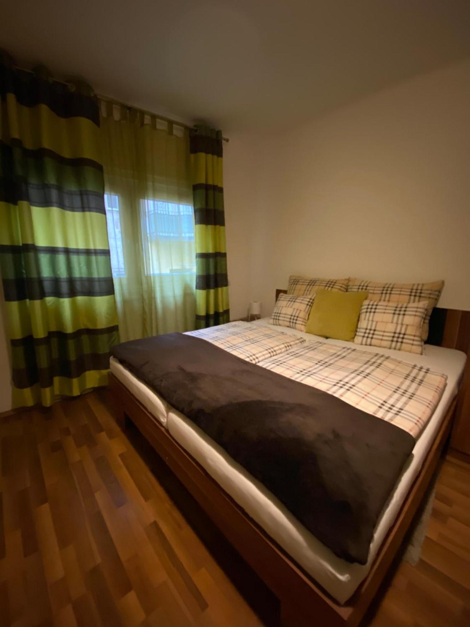 Come & Stay Apartments And Rooms City Center Budapest Luaran gambar