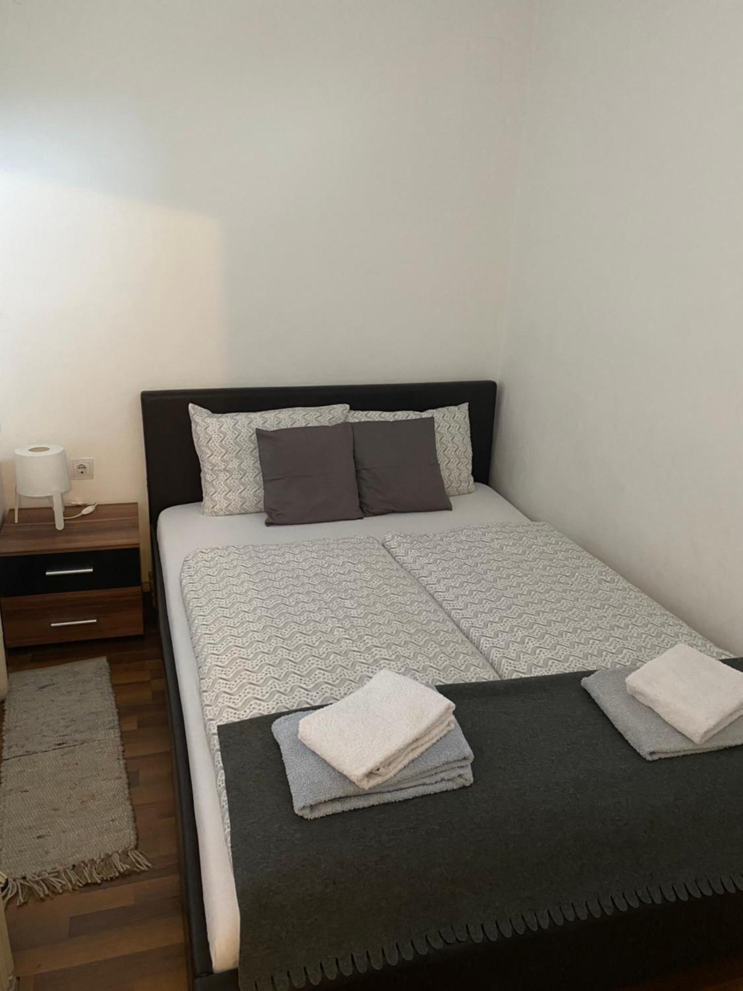 Come & Stay Apartments And Rooms City Center Budapest Luaran gambar